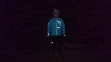 Reflectantes delanteros en la Uglow Rain Jacket limited edition.