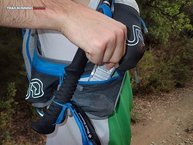 Ultimate Direction AK Mountain Vest 3.0: Bolsillos con cremallera para ubicar cualquier cosa, incluso un telfono cabe