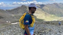 Ultimate Direction Fastpack 20l. Hbrido entre mochila y chaleco de trailrunning