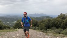 La Ultimate Direction Mountain Vest 4.0 est diseada para trails de larga distancia o incluso carreras o trekkings de varios das 