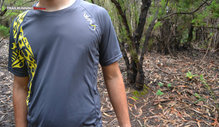 Esttica llamativa de la WAA Ultra Light T-Shirt