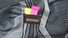 Mallas cortas Wong: geles y barritas
