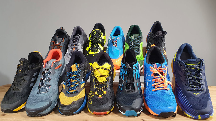 Las mejores zapatillas de 2020 de Trail Running para Maratn es un artculo comparativo entre las 13 mejores zapatillas para Maratones de Trail Running y distancias similares del 2020. Te ayudamos a encontrar las zapatillas que ms se adaptan a tus caractersticas para la mtica distancia del maratn de montaa. Con las mejores zapatillas de 2020 de Trail Running para Maratn podrs afrontar con todas las garantas carreras de resistencia como la Zegama Aizkorri.